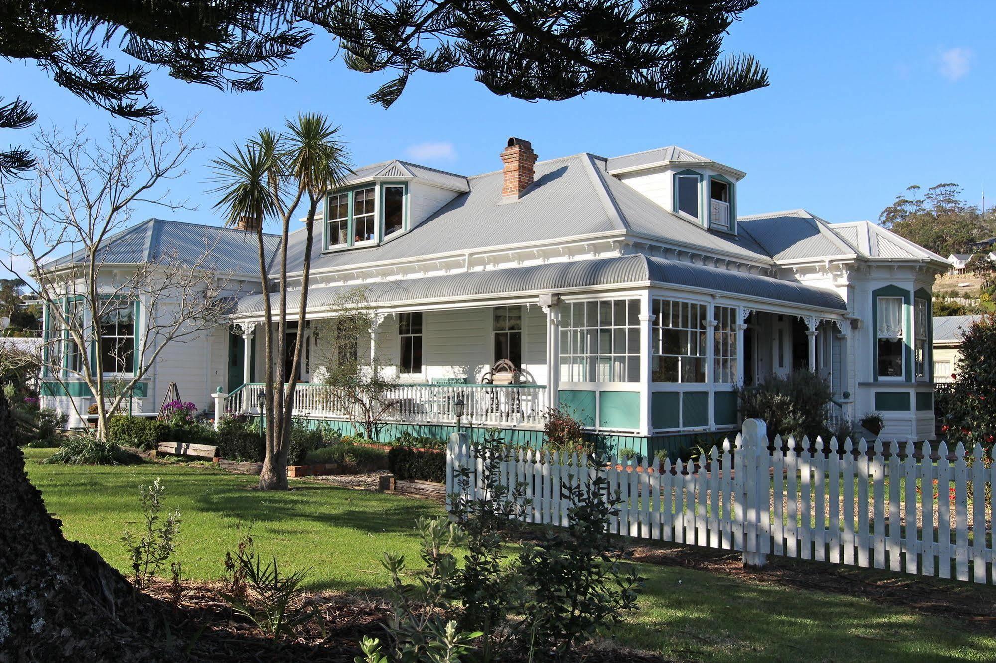 Ounuwhao Harding House Hotel Russell Exterior photo